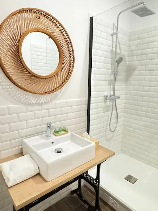 아파트 Bastille Sunbeam - Luxury Flat 80M2 - Paris 6P 2Br